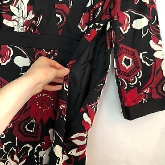 ANN TAYLOR Black Red White Multi Floral 3/4 Sleeve Knee Length Work Shift Dress - Picture 11 of 13
